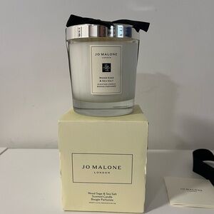 Jo Malone Candle in Elegant Cream and Black